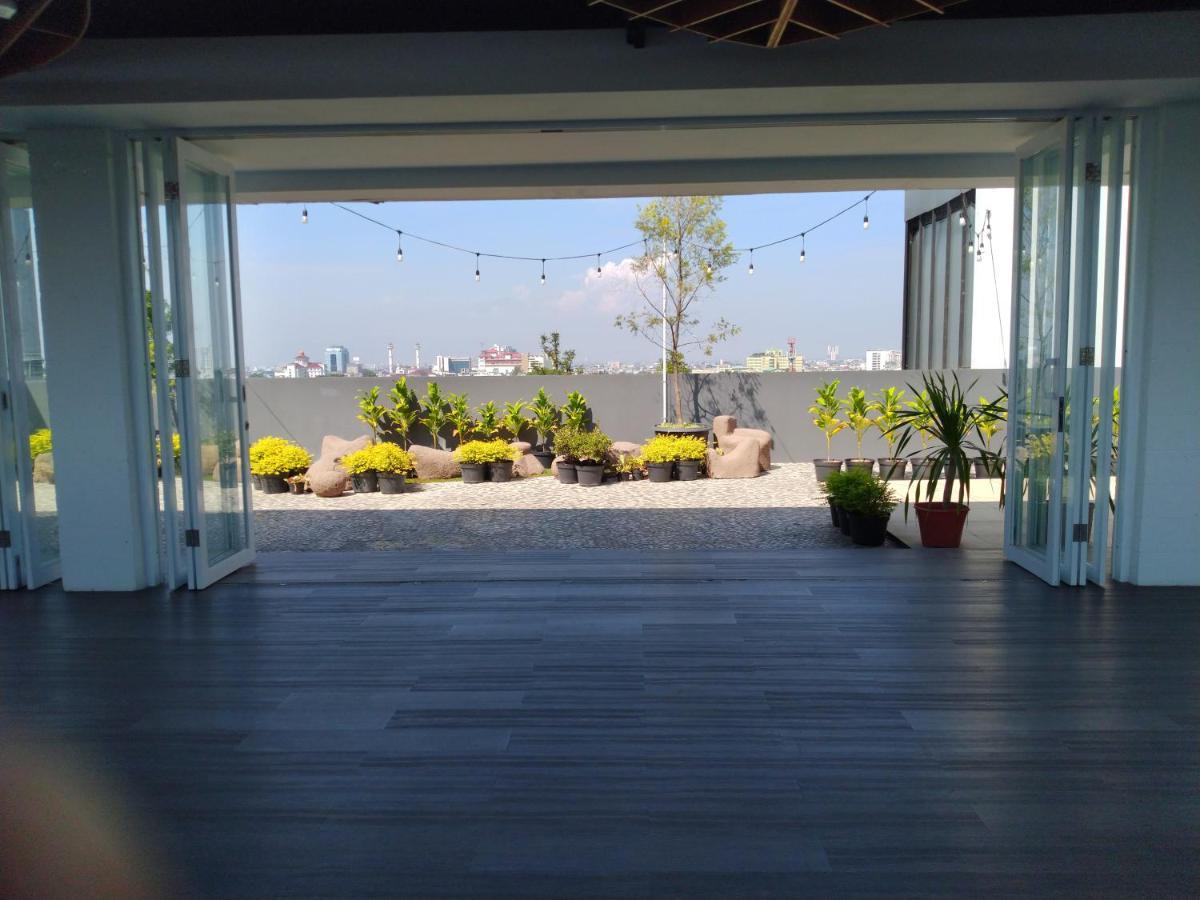 Kampioen Bed & Breakfast Bandung Eksteriør bilde