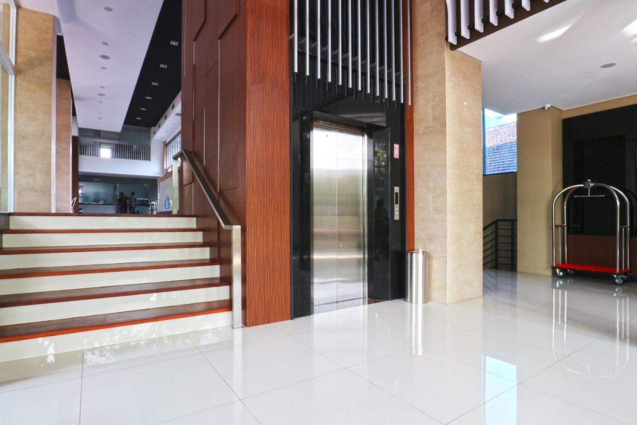 Kampioen Bed & Breakfast Bandung Eksteriør bilde