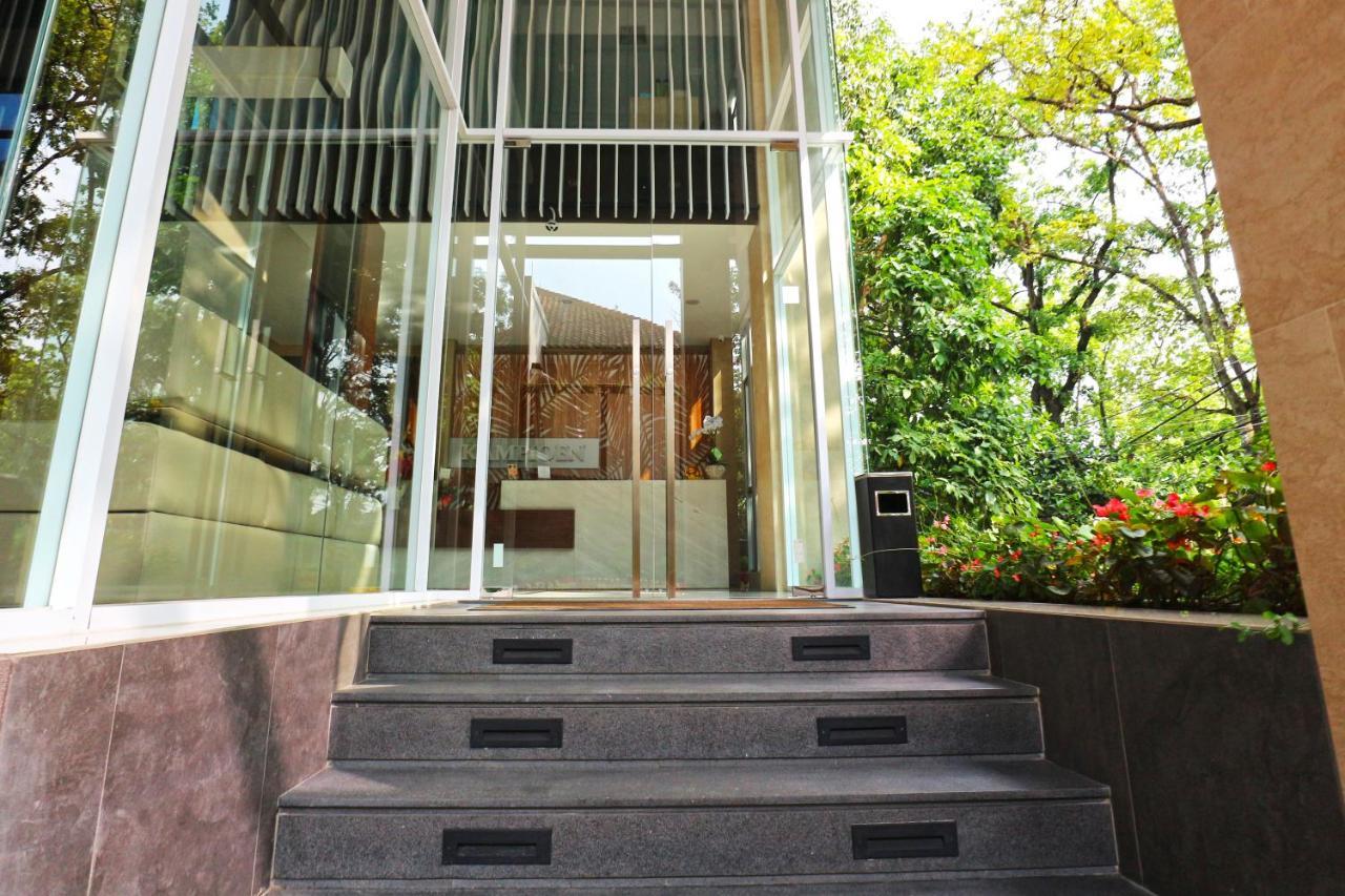 Kampioen Bed & Breakfast Bandung Eksteriør bilde